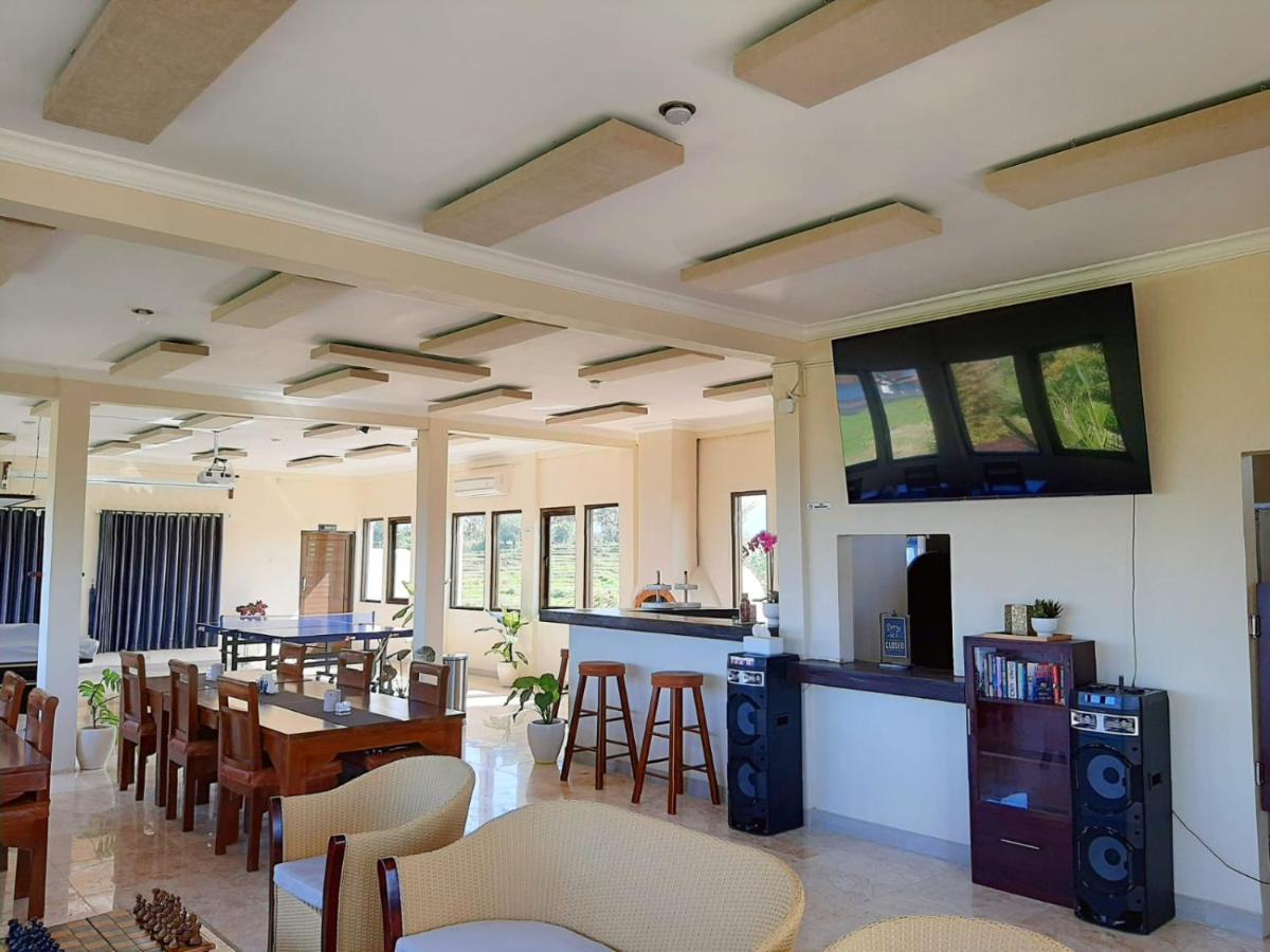 Medewi Manor Aparthotel Airsatang Ngoại thất bức ảnh