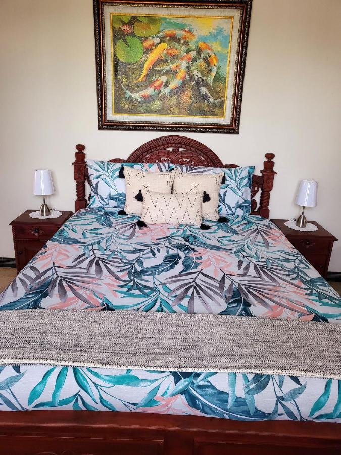 Medewi Manor Aparthotel Airsatang Ngoại thất bức ảnh